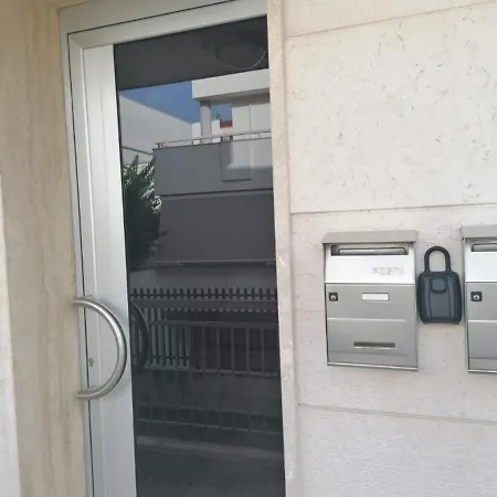 La Casa Di Patty Lägenhet *